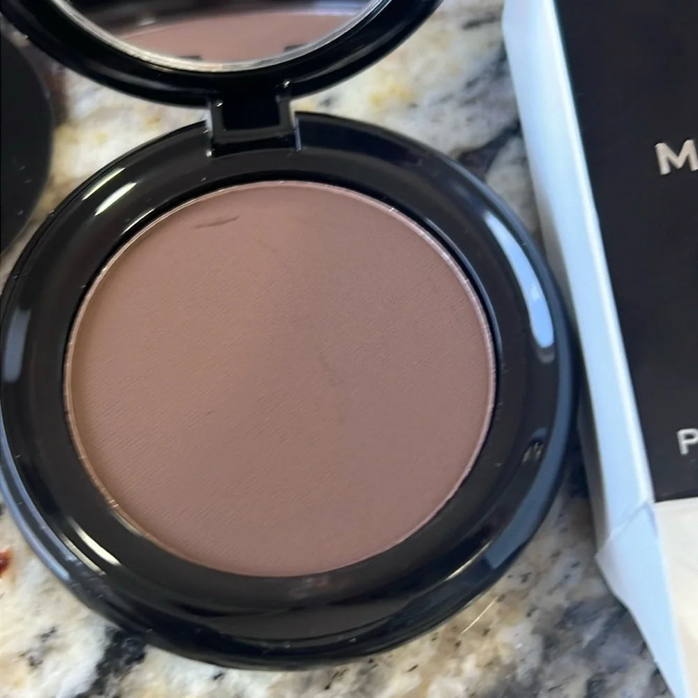 🌙💕Rare! Marc Jacob’s O! Snap Omega Eyeshadow